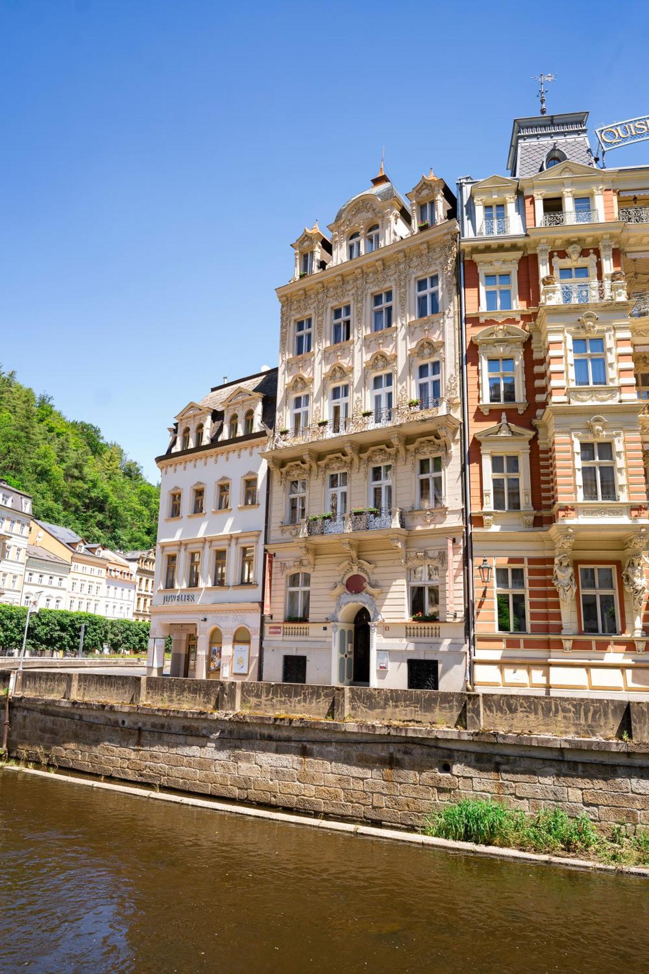 Alisa Hotel Karlovy Vary Dış mekan fotoğraf