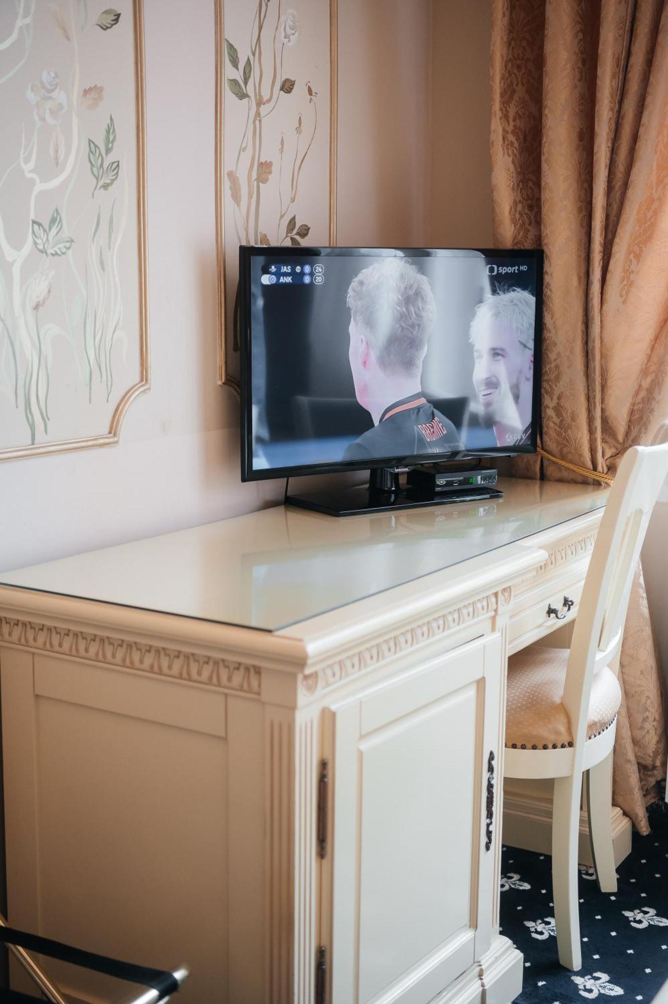 Alisa Hotel Karlovy Vary Dış mekan fotoğraf